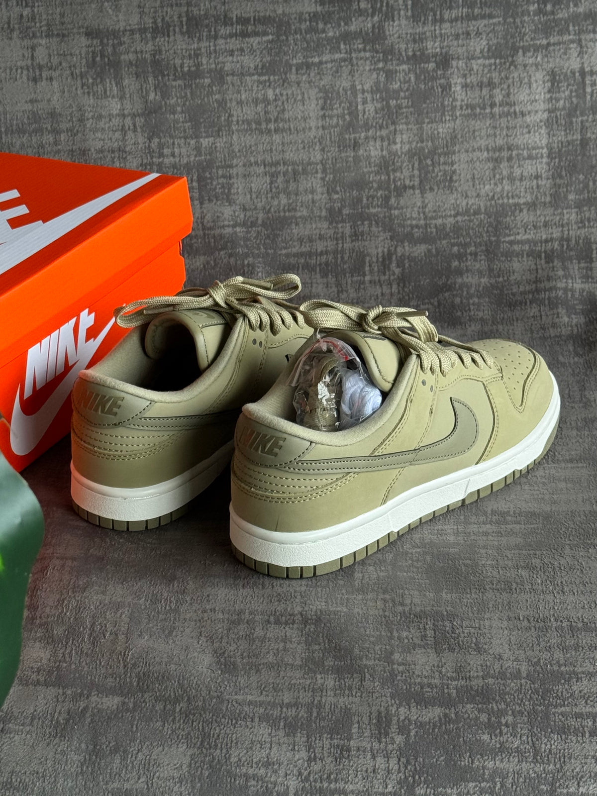 Nike SB Dunk Low “Nature Olive”