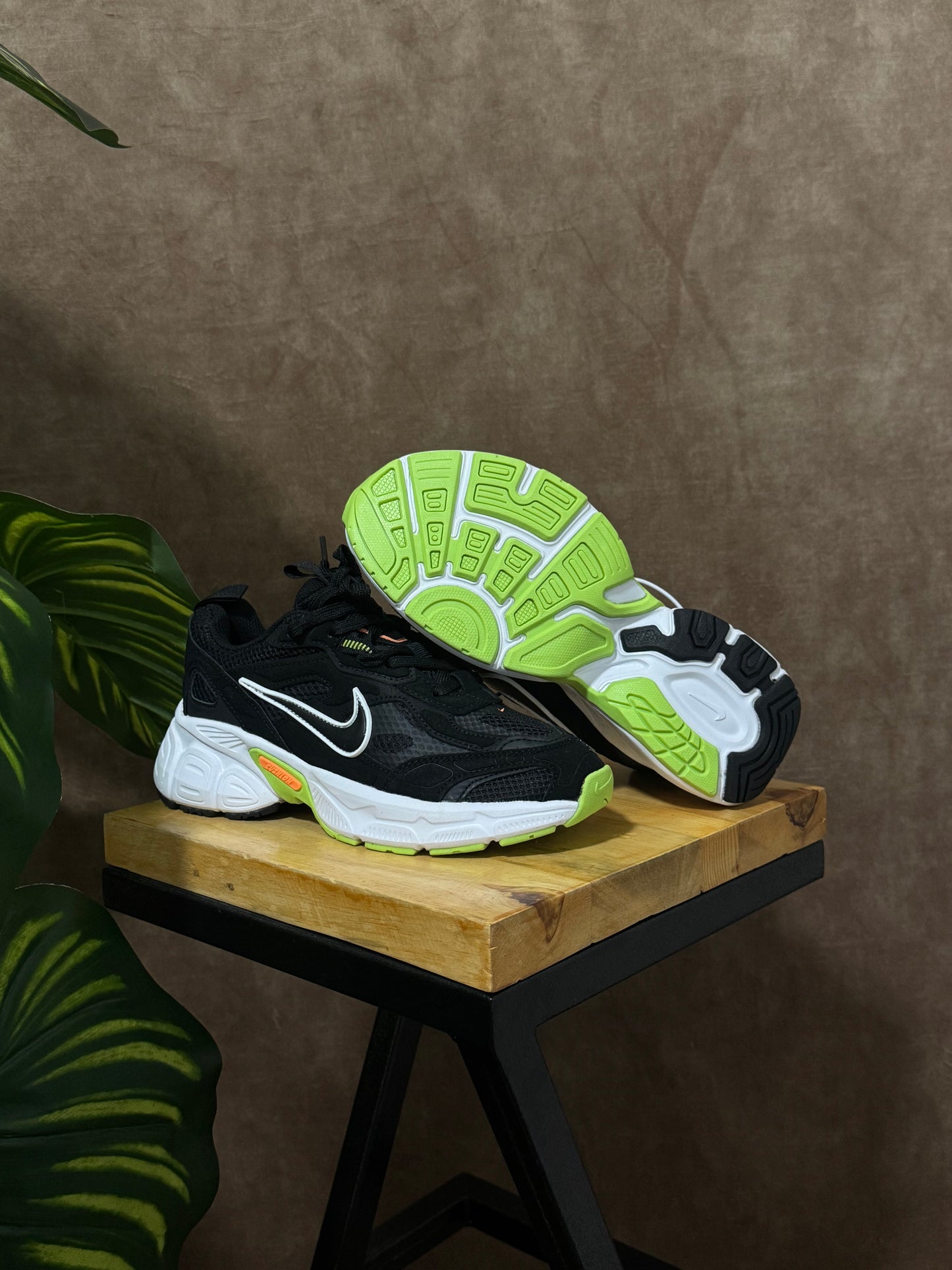 Nike V5K Run