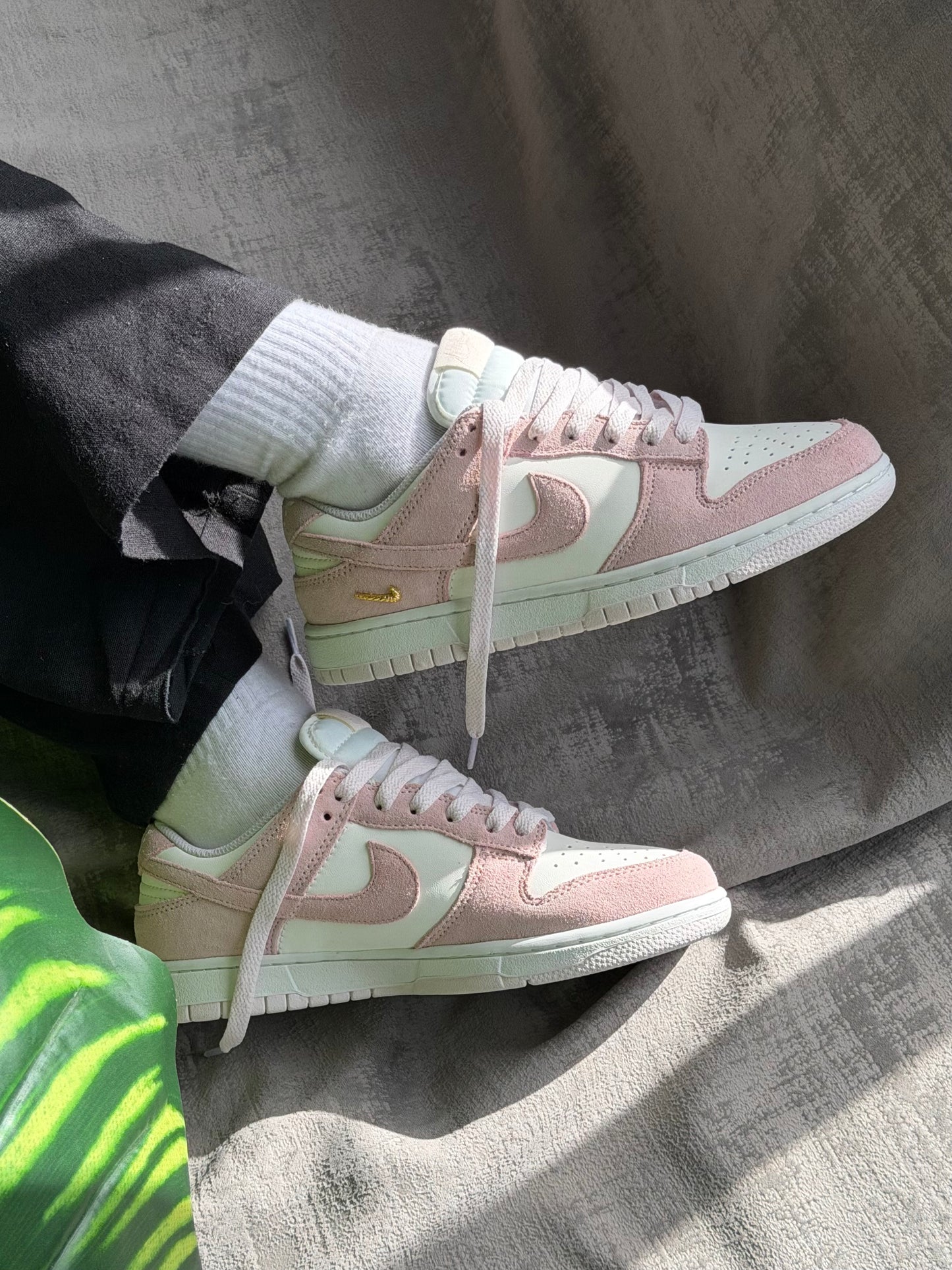 Nike SB Dunk Low “Pink”