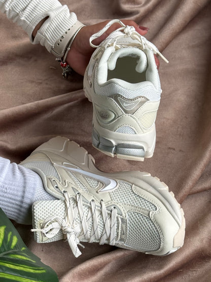 Nike Vomero 5