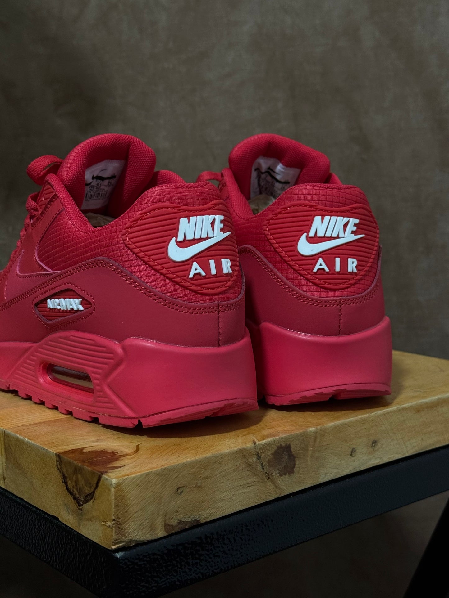 Nike Air Max 90 “Triple Red”