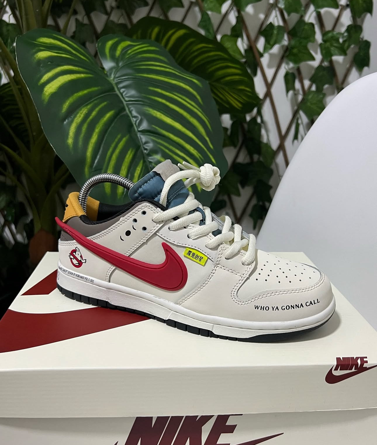 Nike SB Dunk Low x Los cazafantasmas