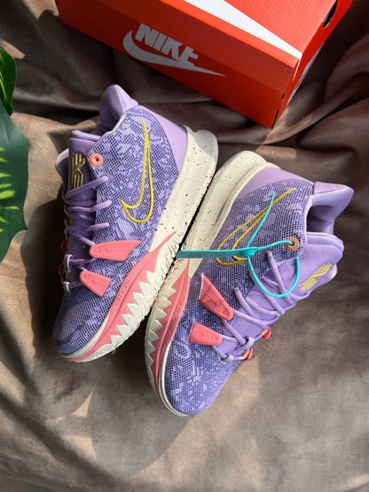 Nike Kyrie 7