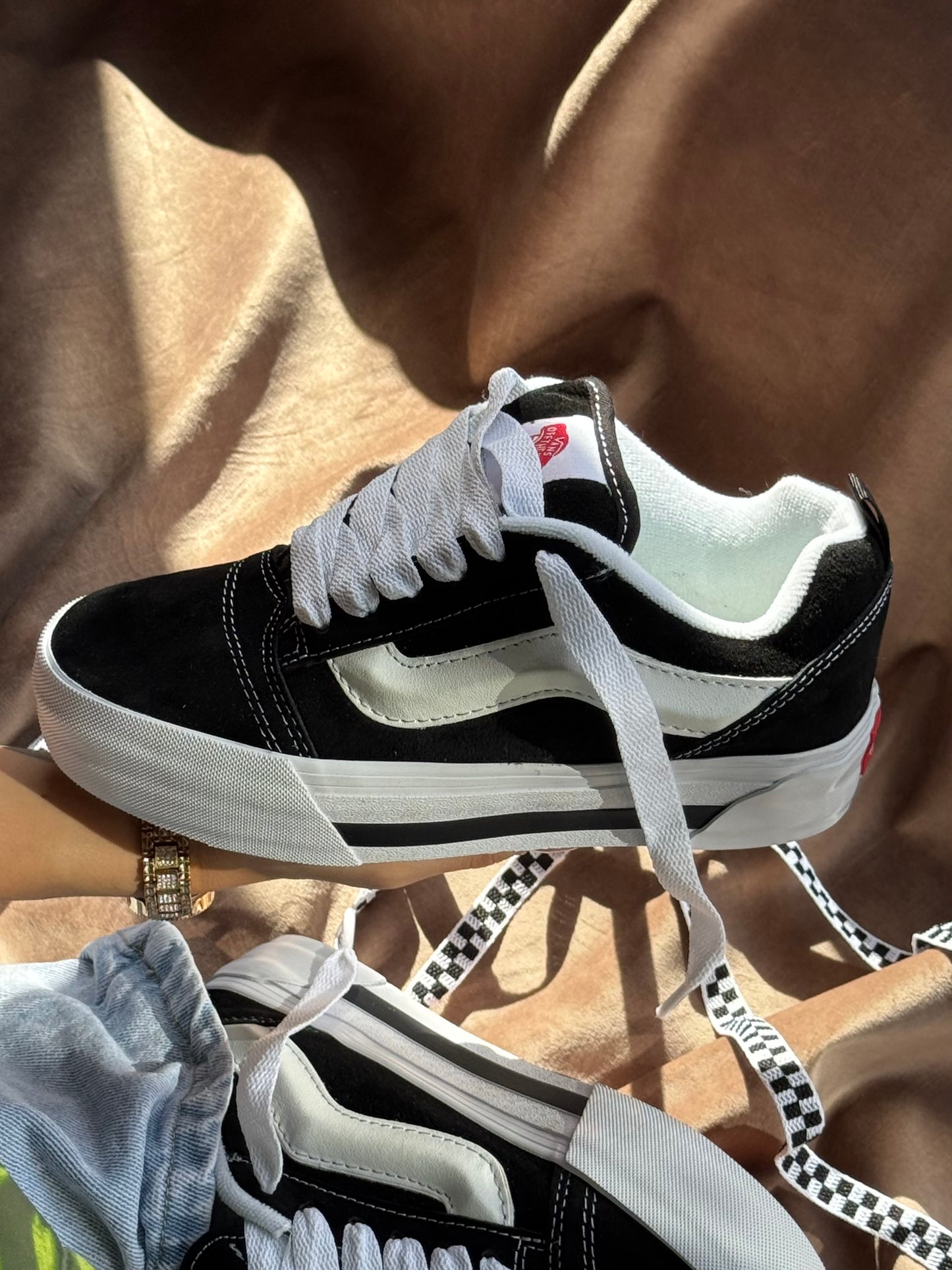 Vans Knu Stack “Black/White”