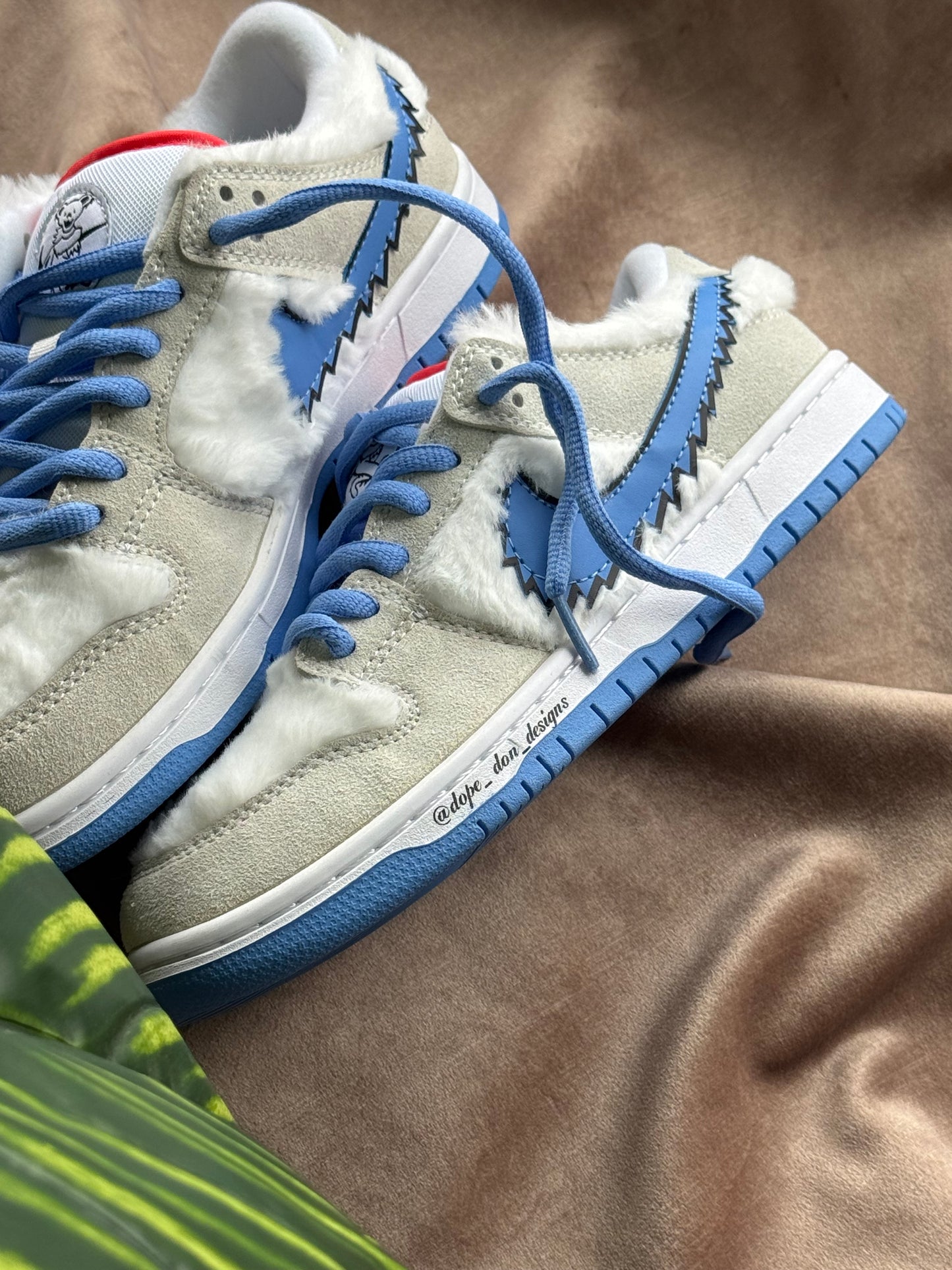 Nike SB Dunk Low “The Abominable Snowman”