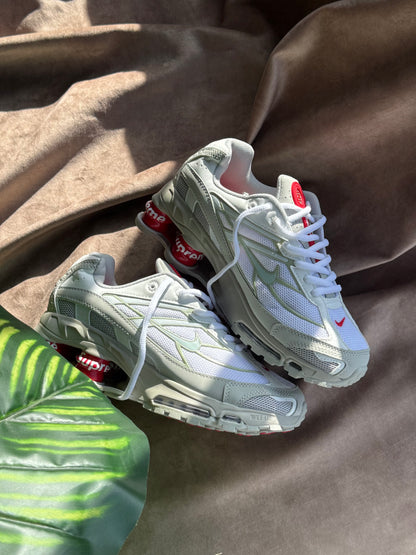 Nike Shox x Supreme