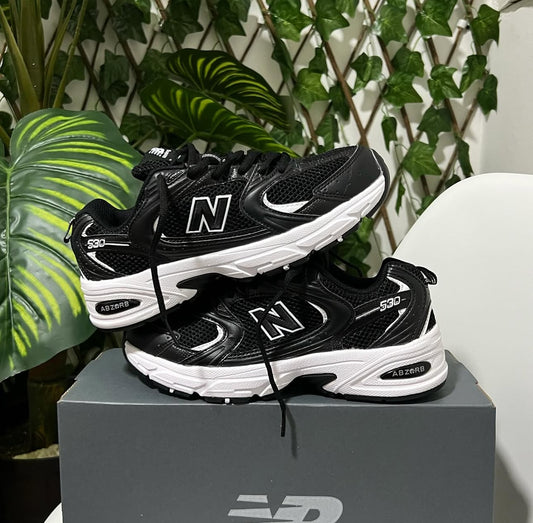New Balance 530 “Negra”