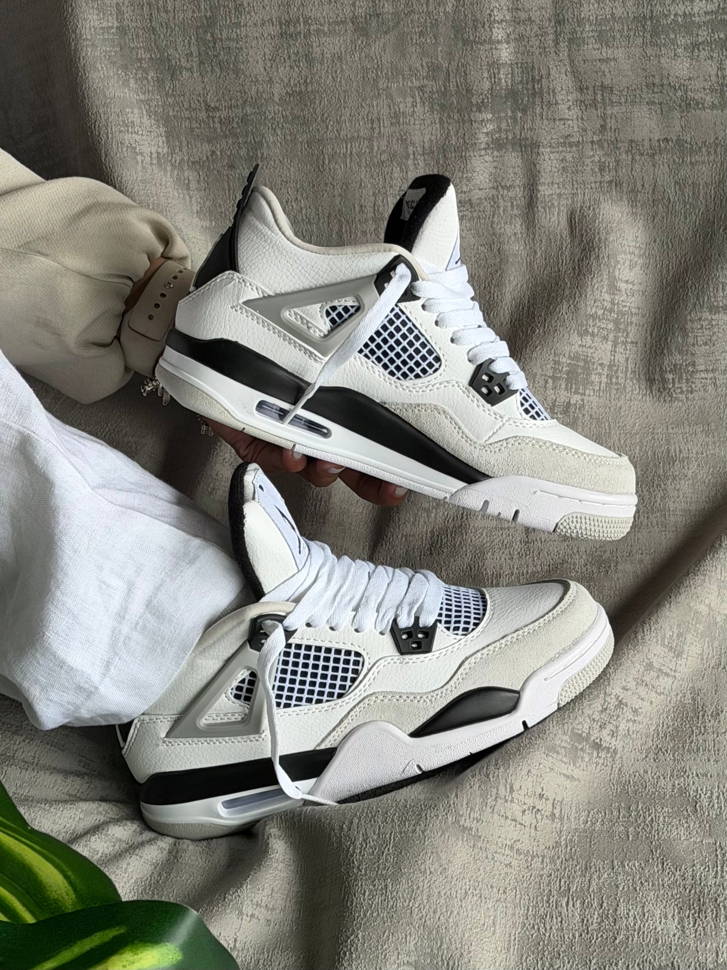 Air Jordan 4 “Military”