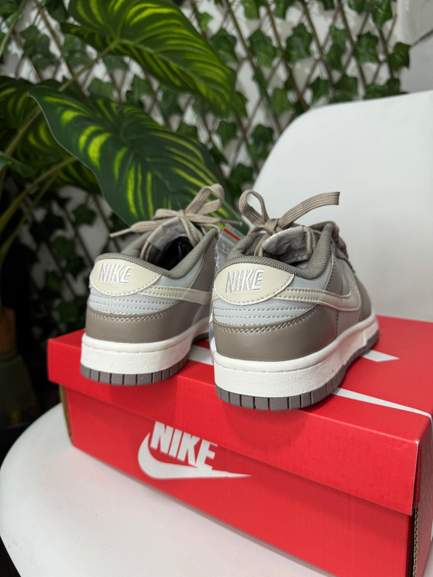 Nike SB Dunk Low “Bone Beige”