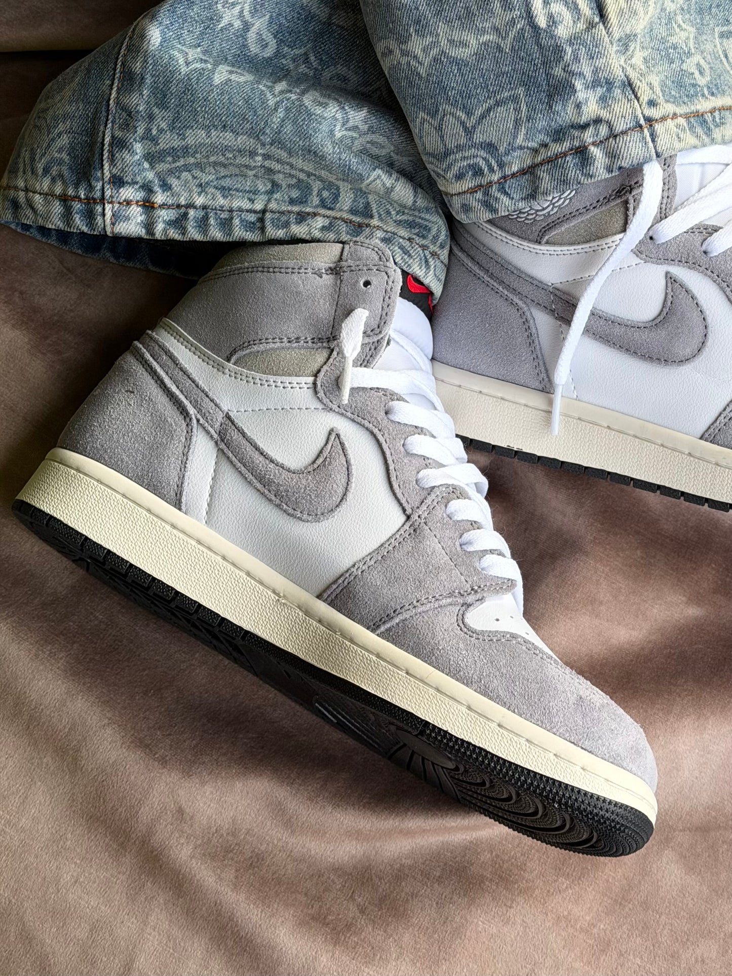 Air Jordan Retro 1 High Washed Black