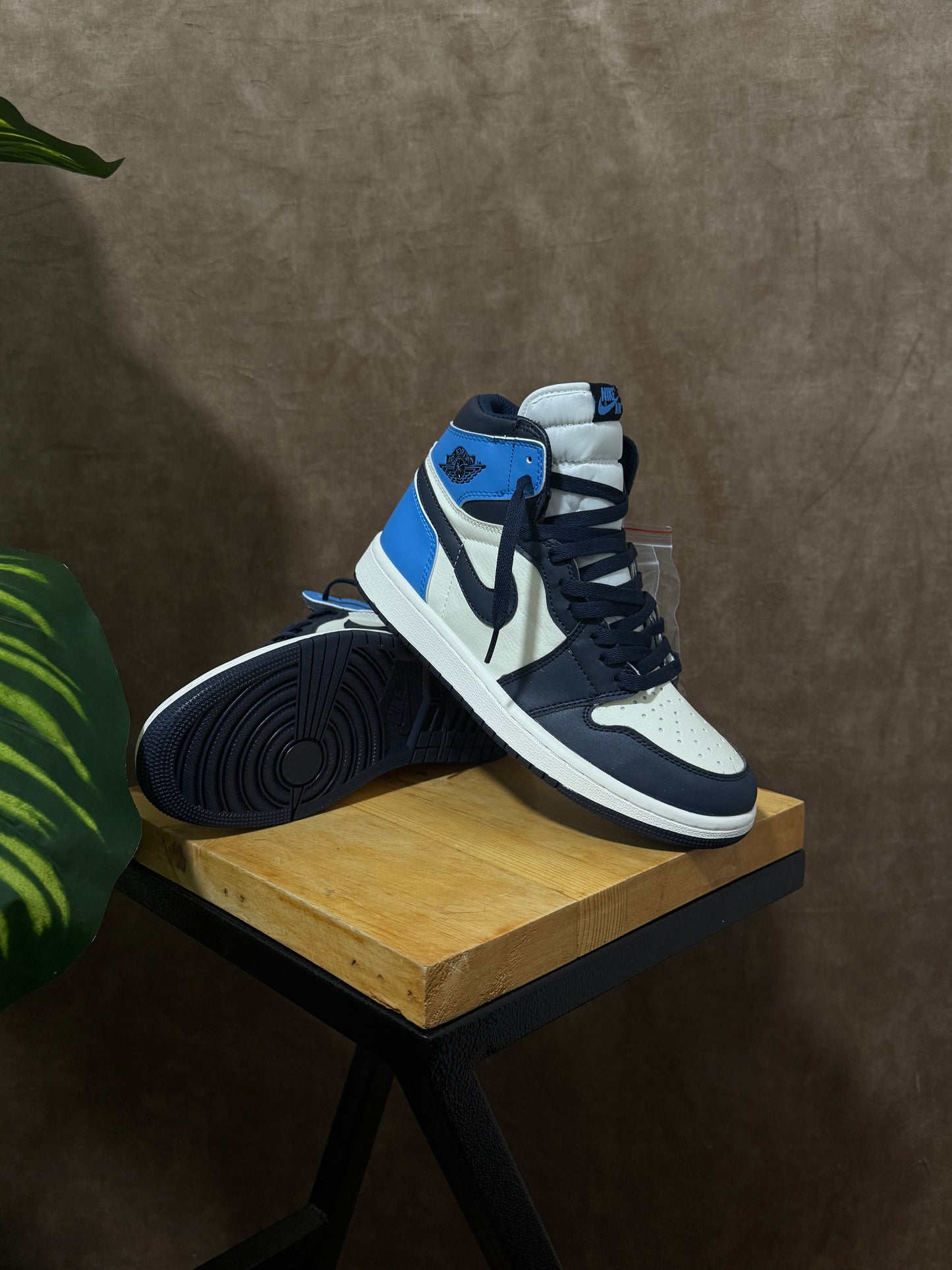 Air Jordan 1 High “Obsidian”