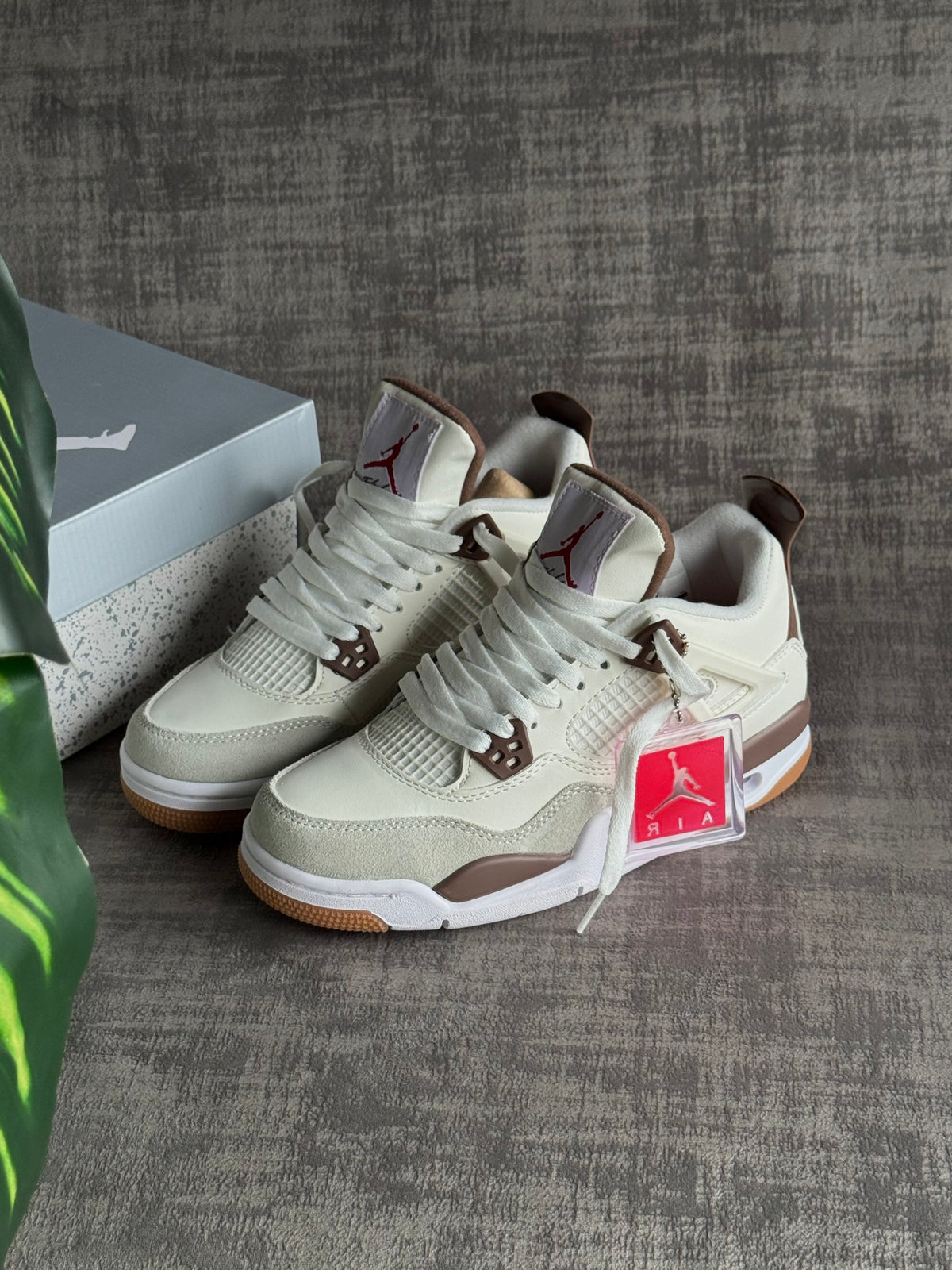 Air Jordan 4 “Mocha”