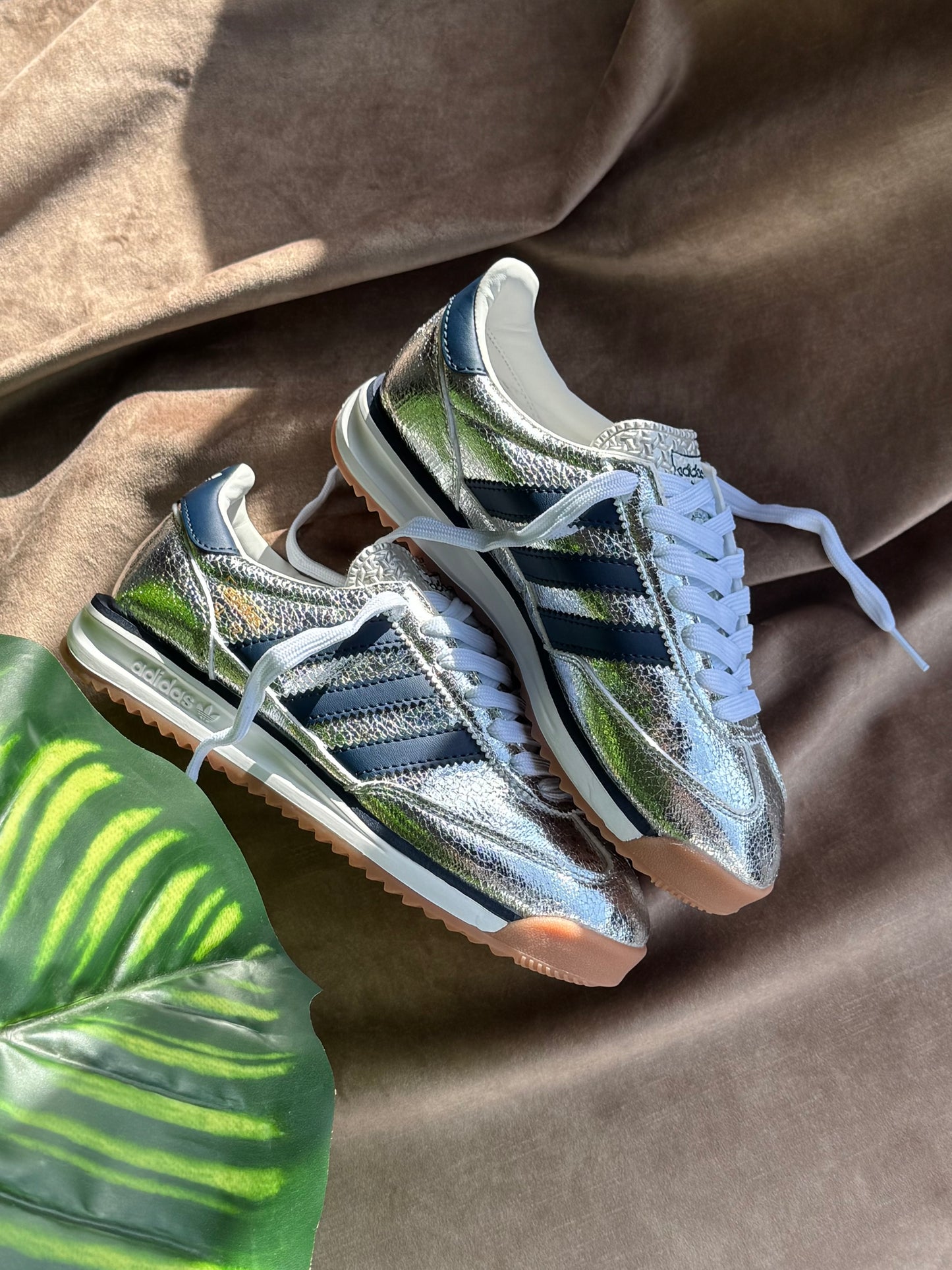 Adidas SL 72