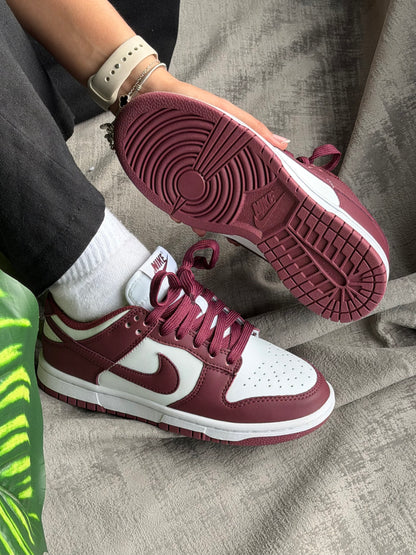 Nike SB Dunk Low “Redwood”