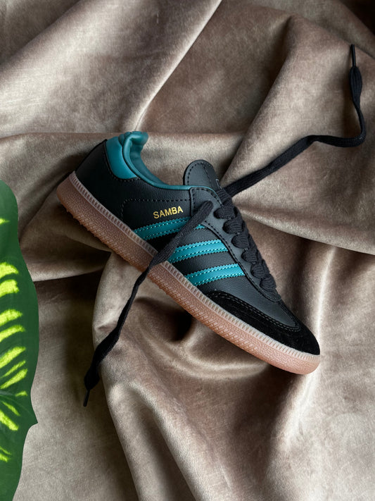 Adidas Samba OG “Blue eyes”