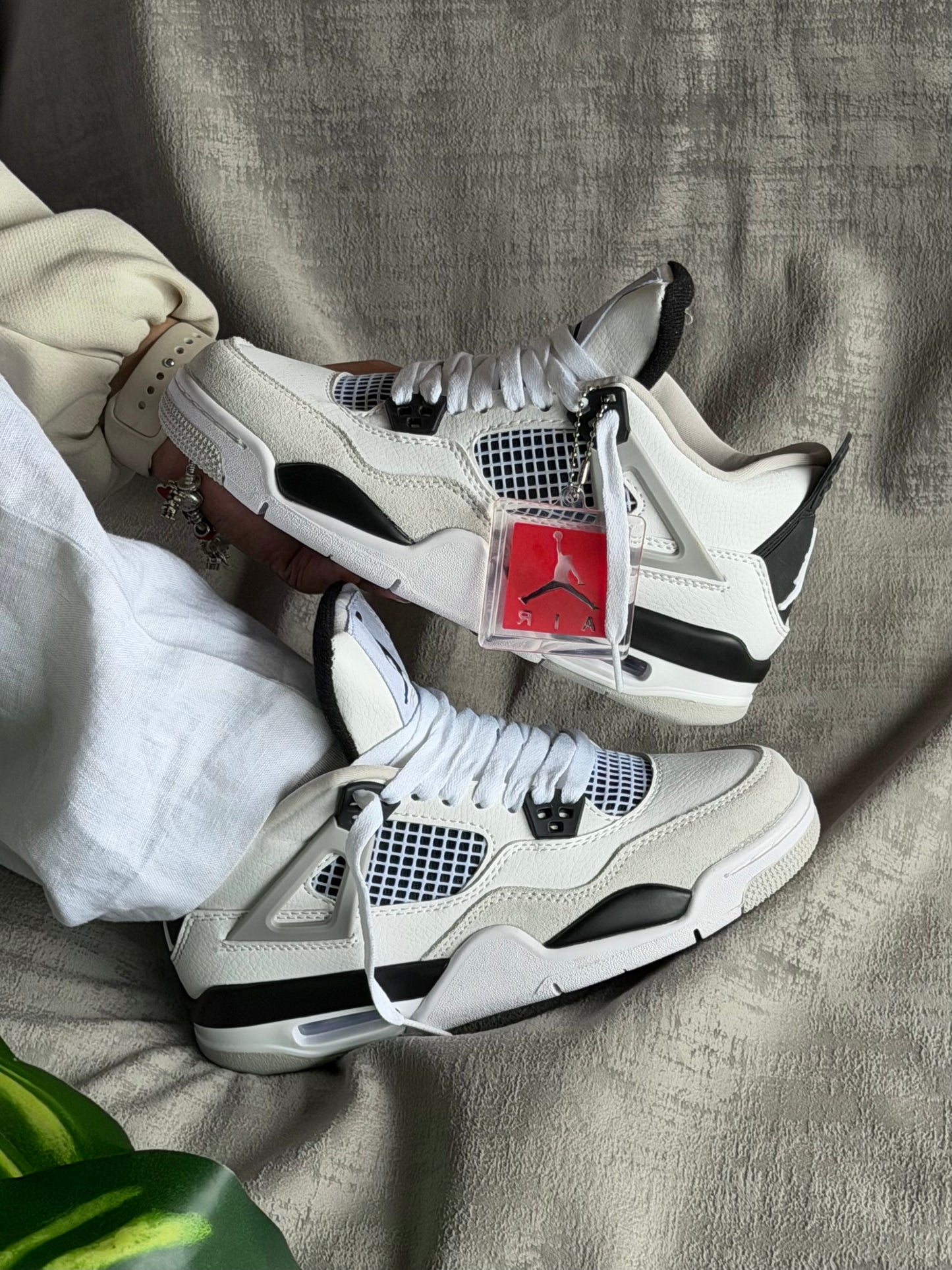 Air Jordan 4 “Military”