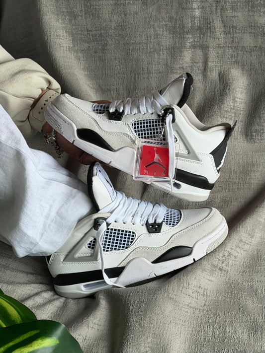 Air Jordan 4 “Military”