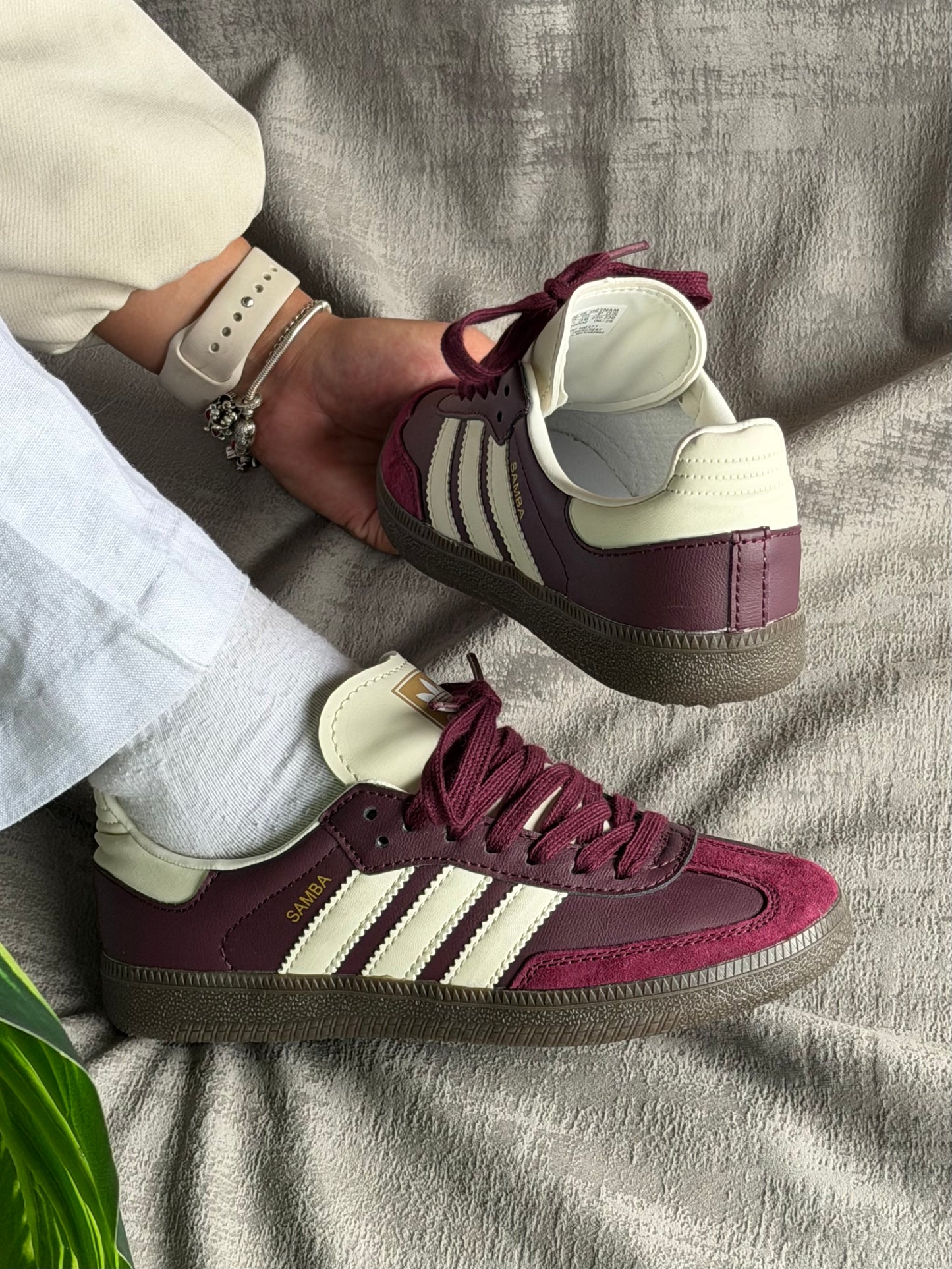Adidas Samba “Granate”