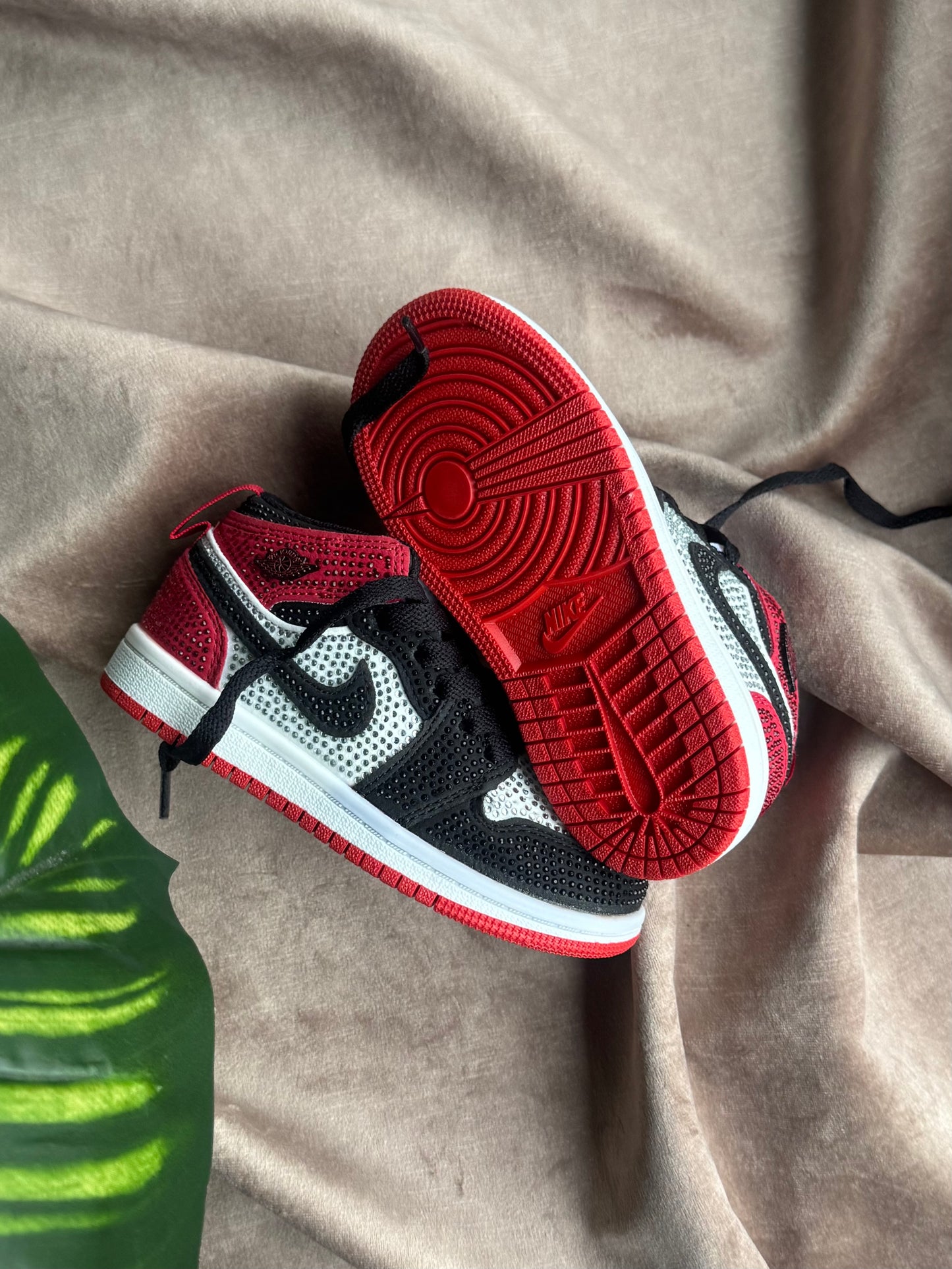 Air Jordan 1 “Swarovsky”