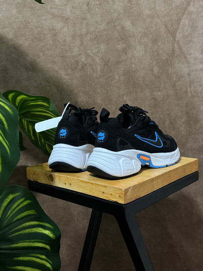 Nike V5K Run