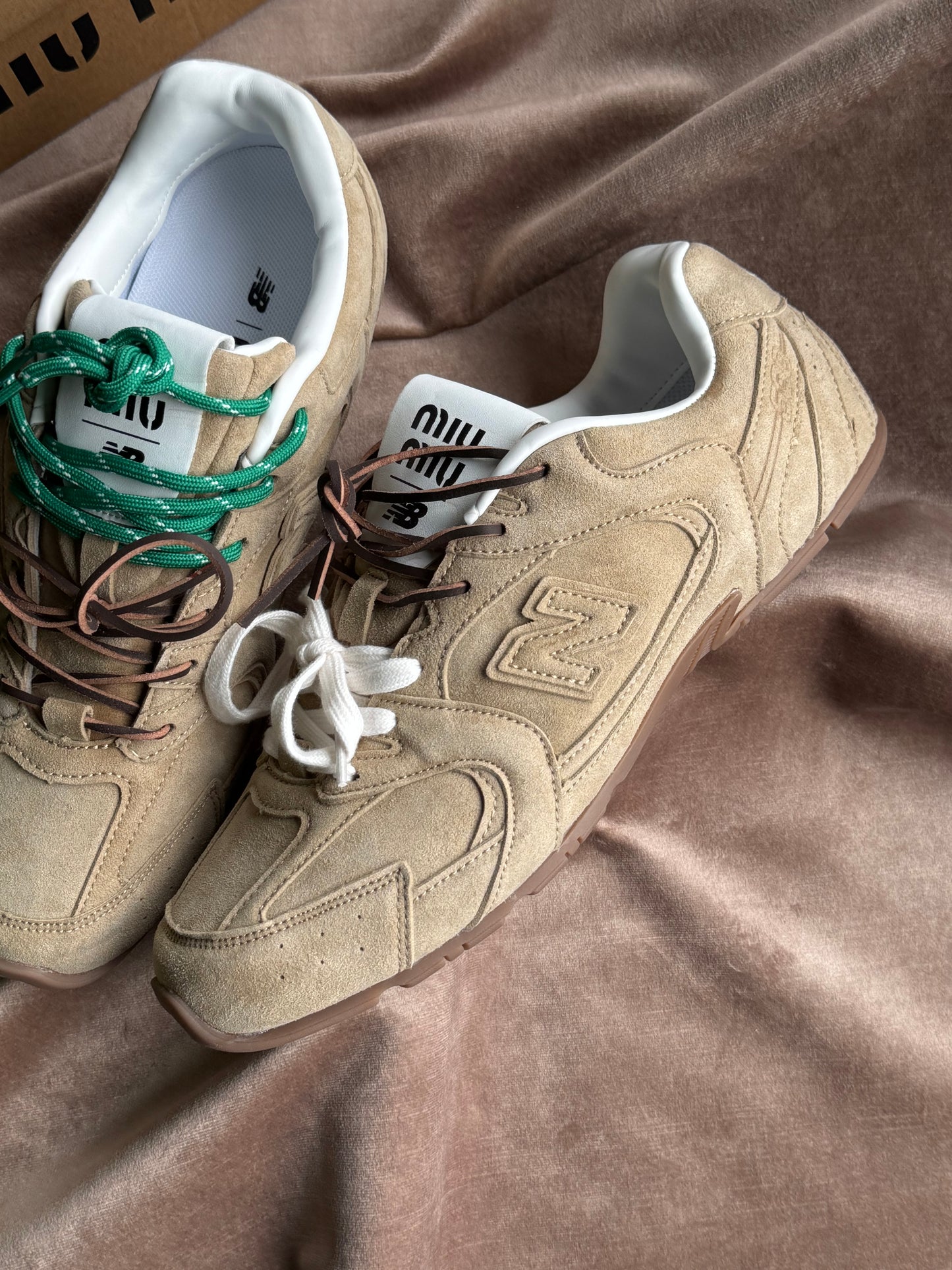 New Balance 530 x miu miu