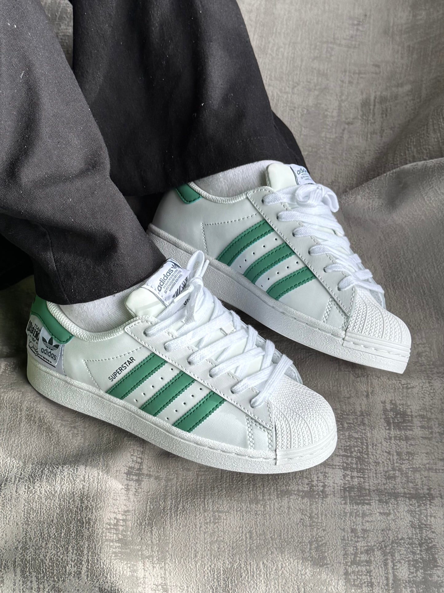 Adidas Superstar