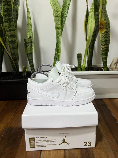 Air Jordan 1 Low “White”