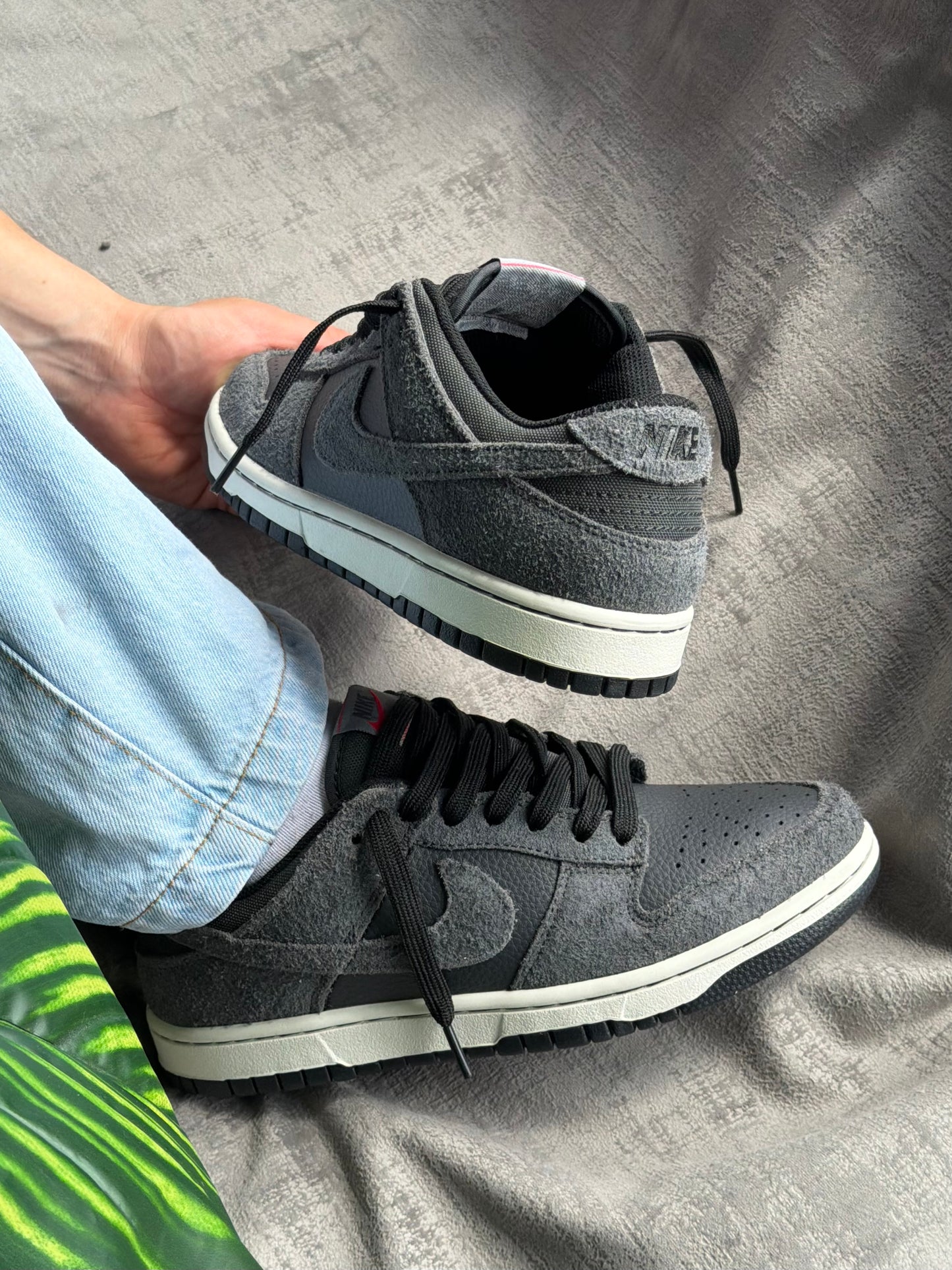 Nike SB Dunk Low “Black/Off Noir”