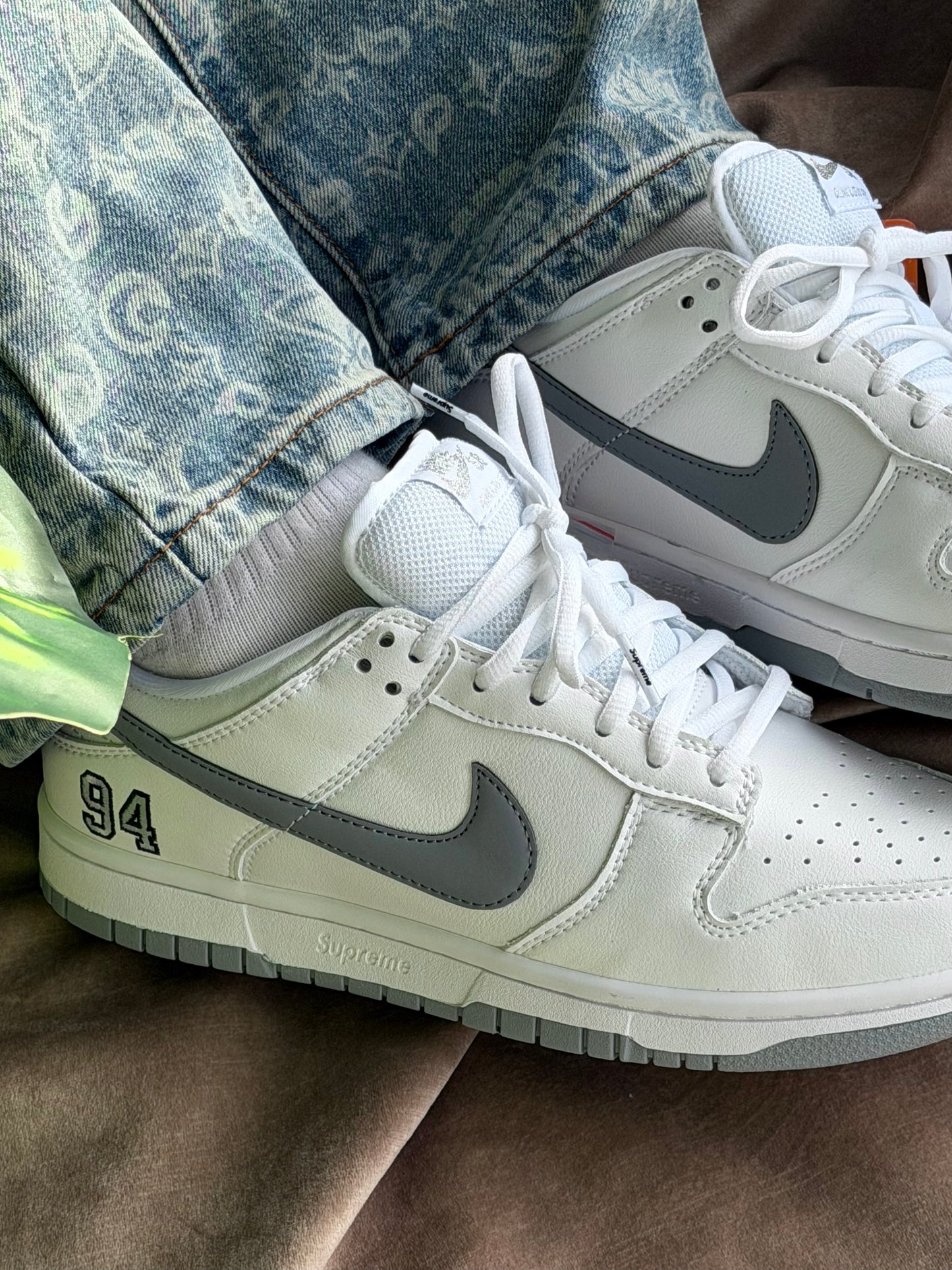 Nike SB Dunk Low x Supreme