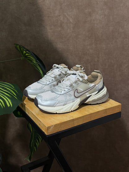 Nike V2K Run