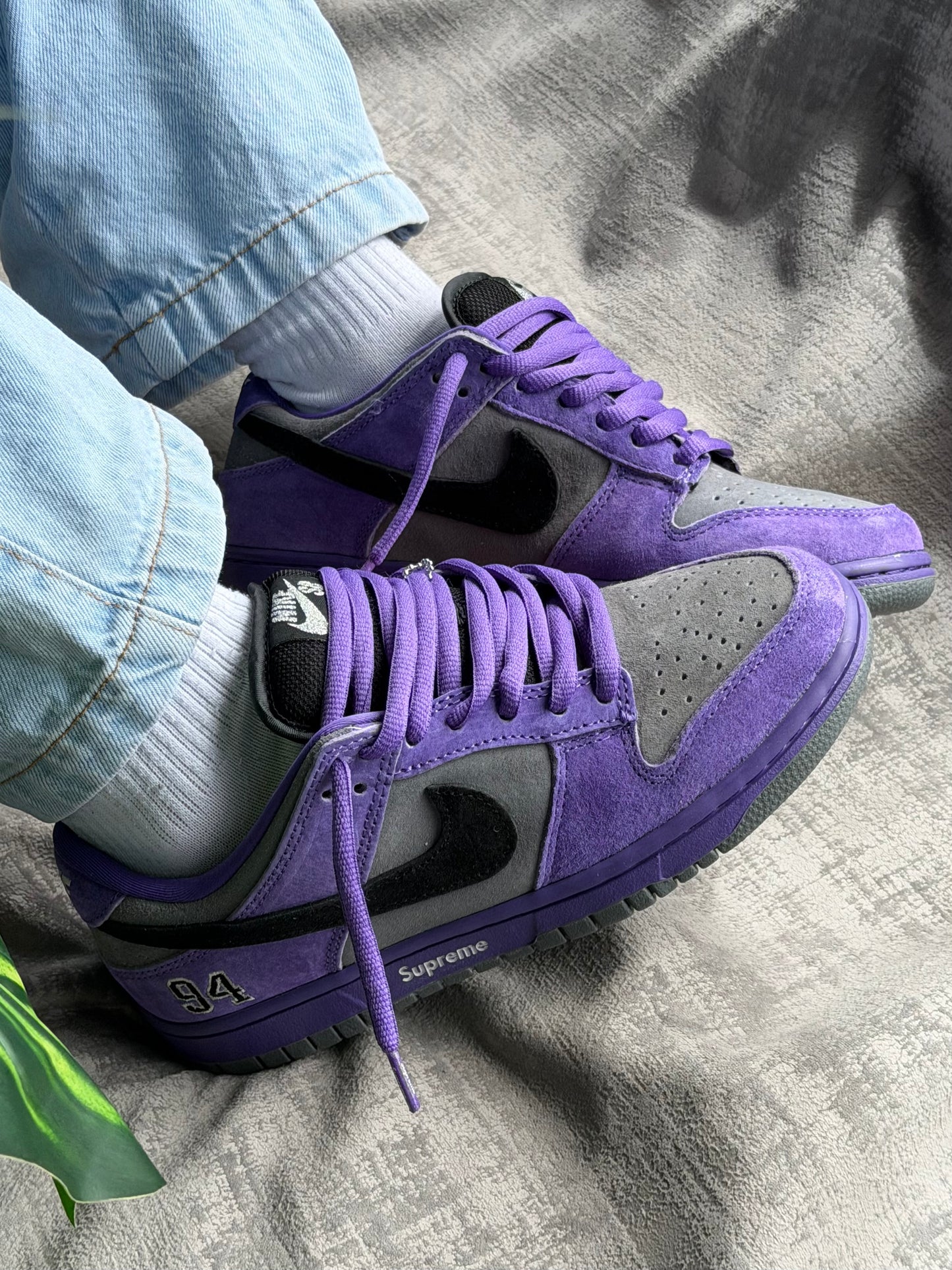 Nike SB Dunk Low x Supreme