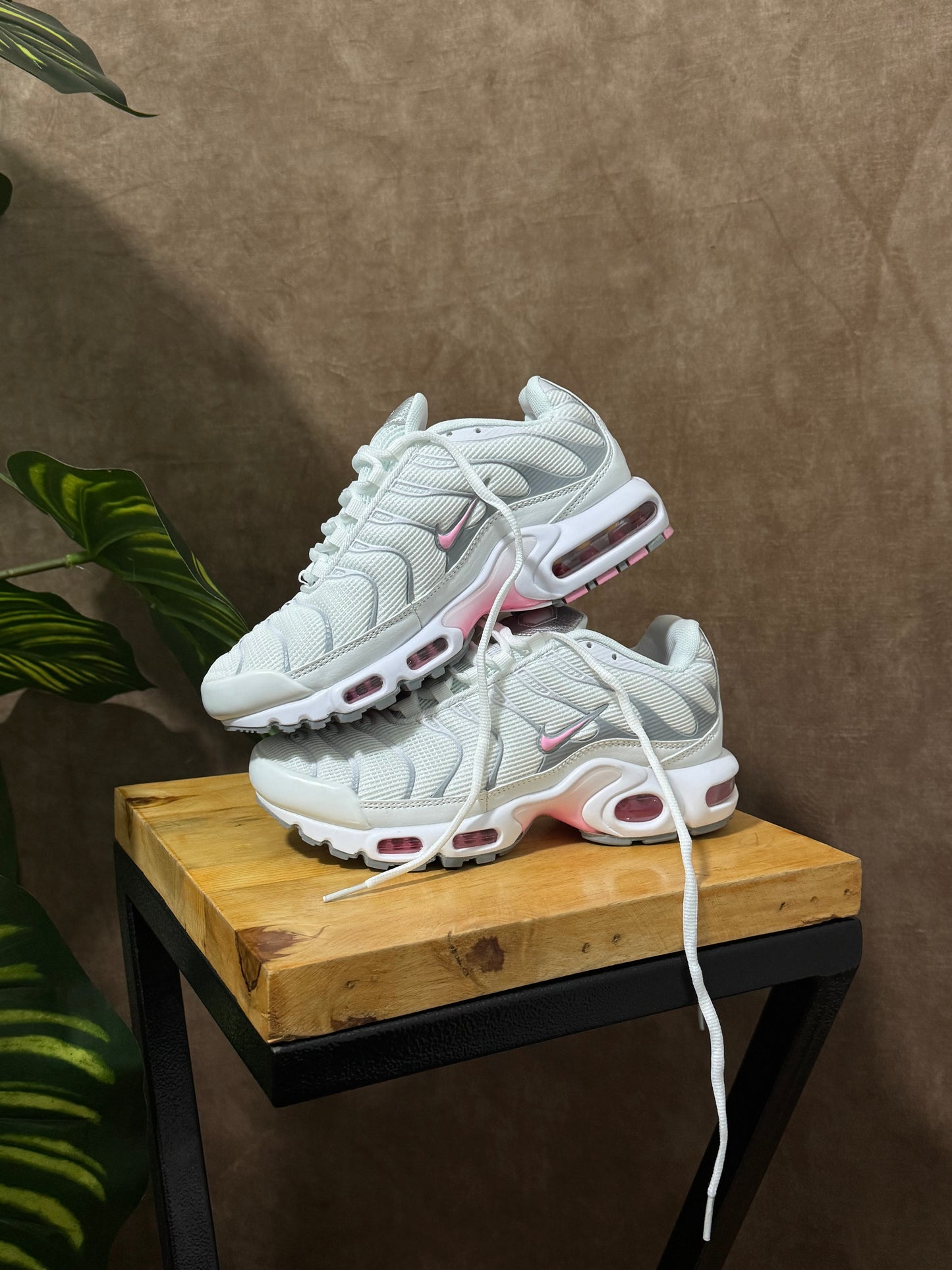 Nike Air Max Plus TN “Rosa”