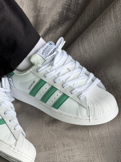Adidas Superstar