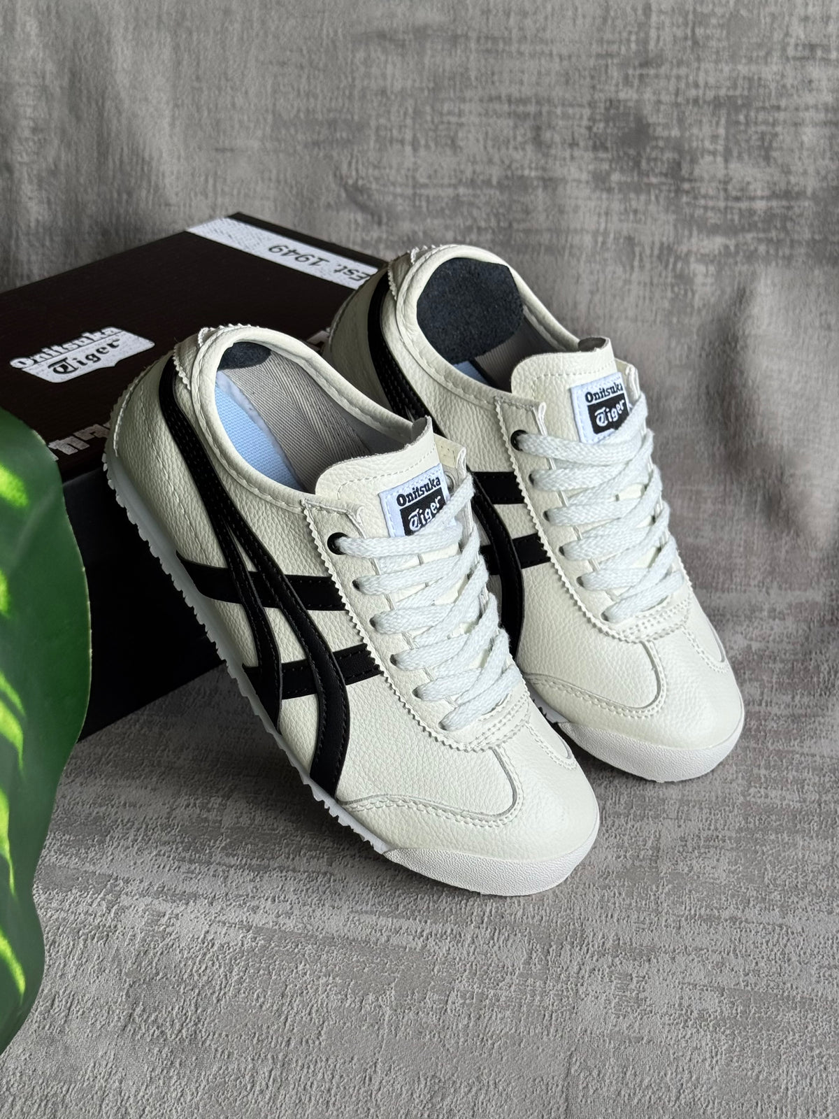 Onitsuka Tiger México 66 “White”