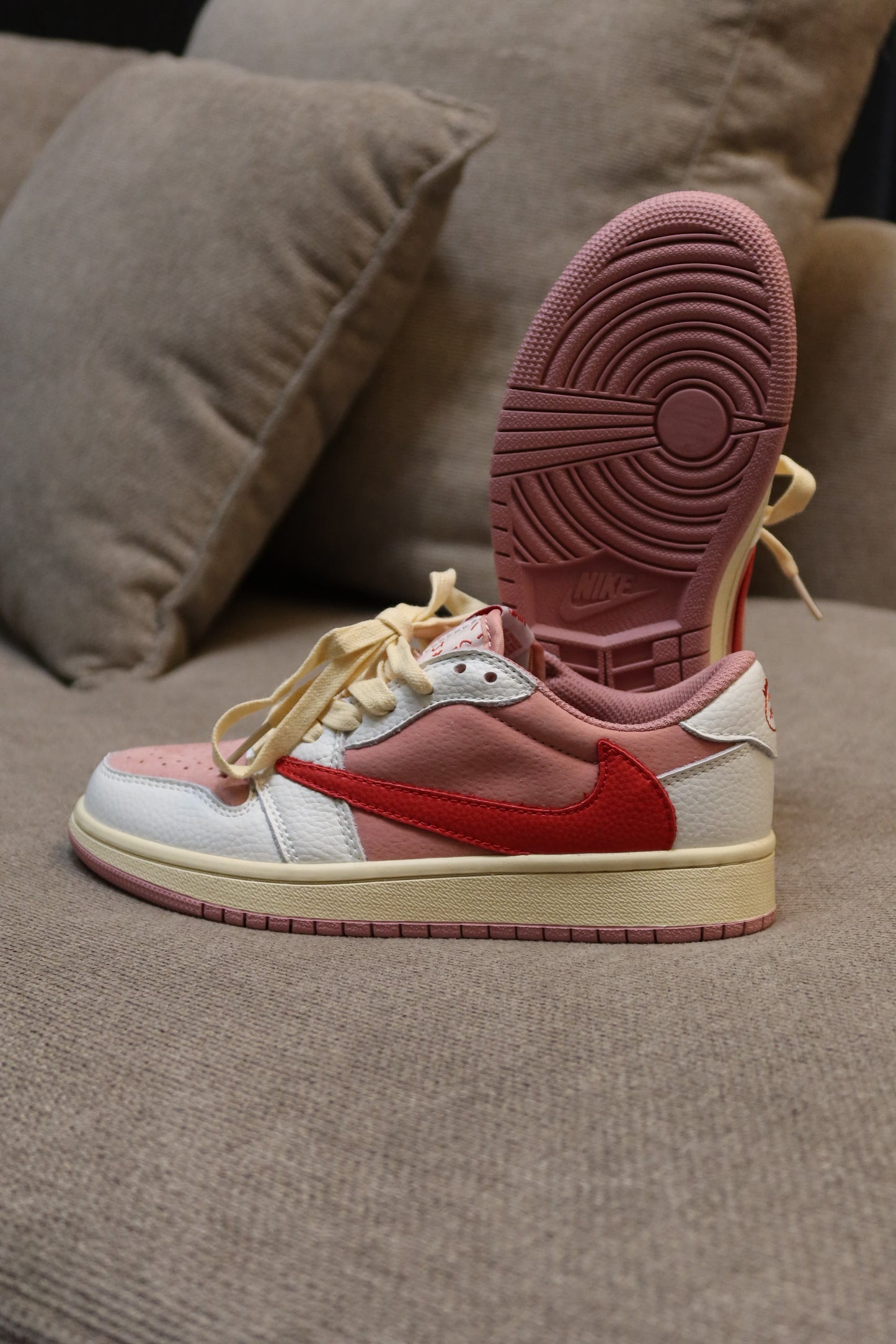 Air Jordan 1 Low X Travis Scott “Pink Pack”