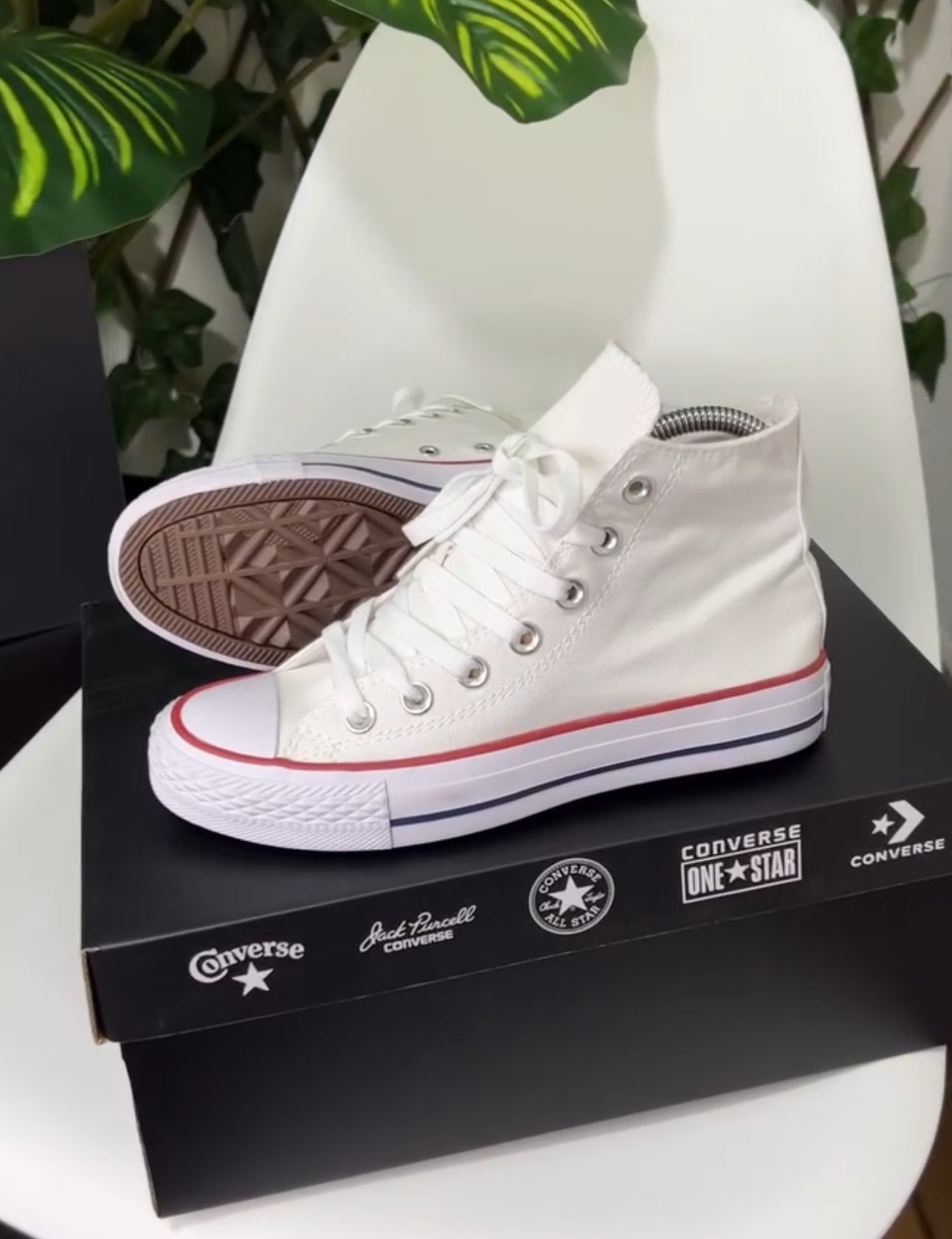 Converse Chuck Taylor All Star “Blancas”