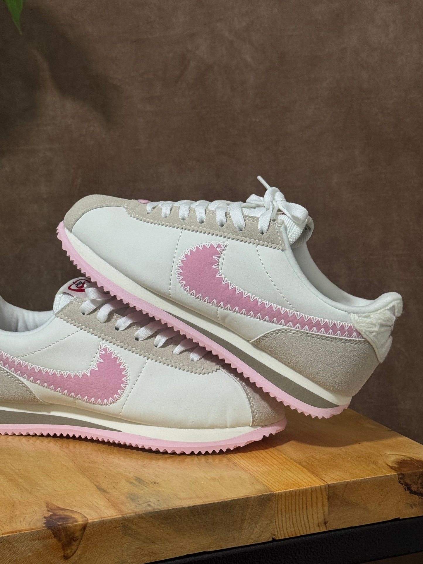 Nike Cortez “San Valentín”