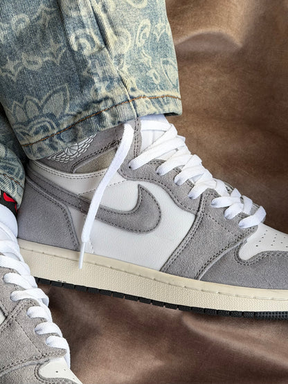 Air Jordan Retro 1 High Washed Black