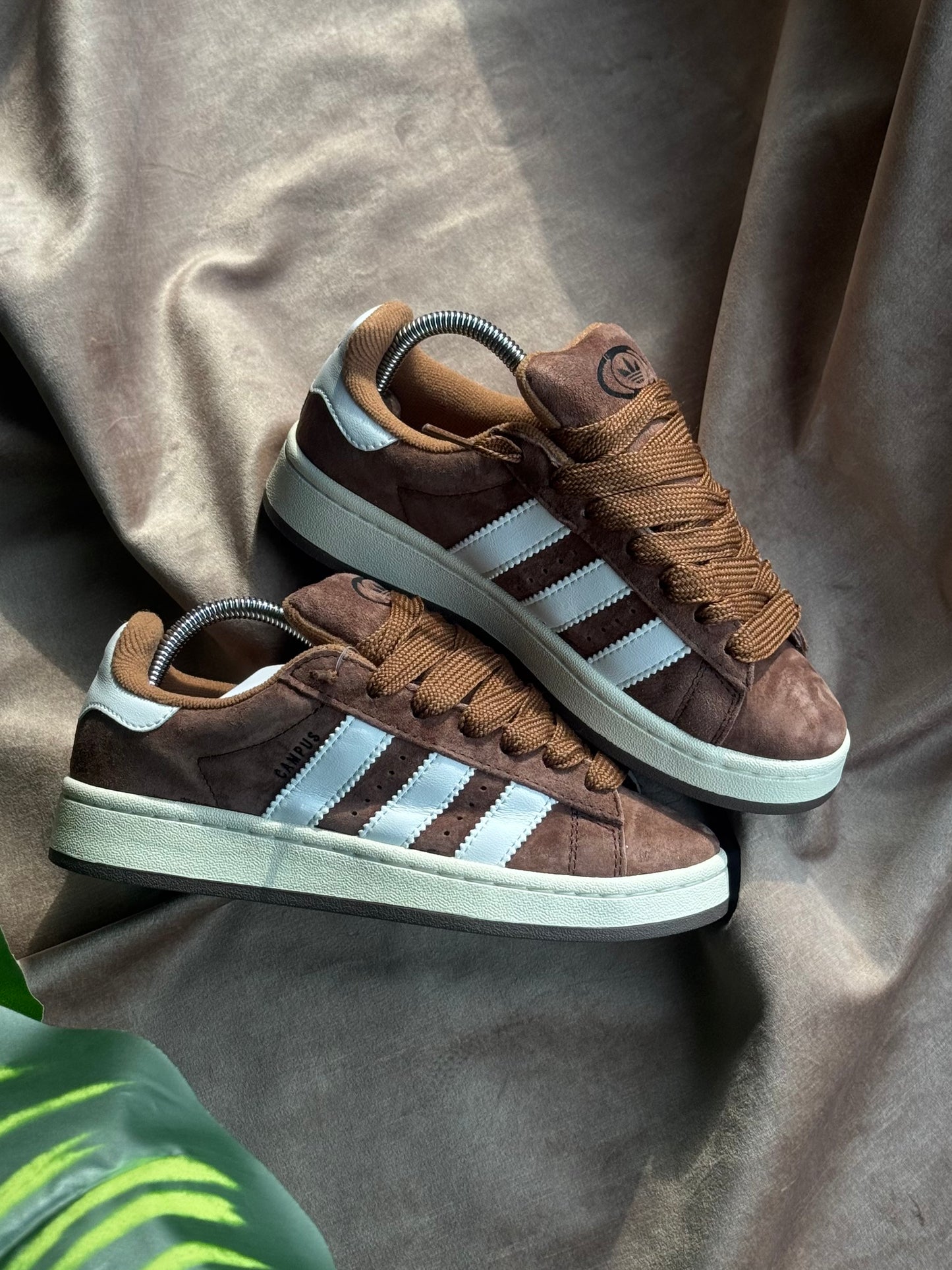 Adidas Campus 00s