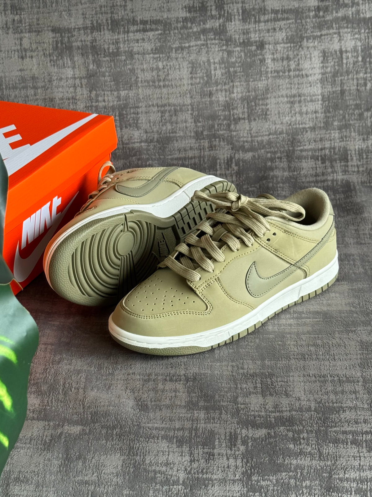 Nike SB Dunk Low “Nature Olive”