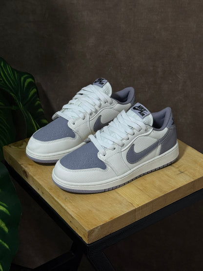 Air Jordan 1 Low “Atmostphere Grey”