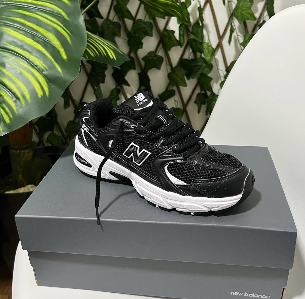 New Balance 530 “Negra”