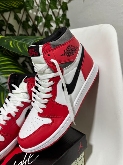 Air Jordan Retro 1 OG Chicago
