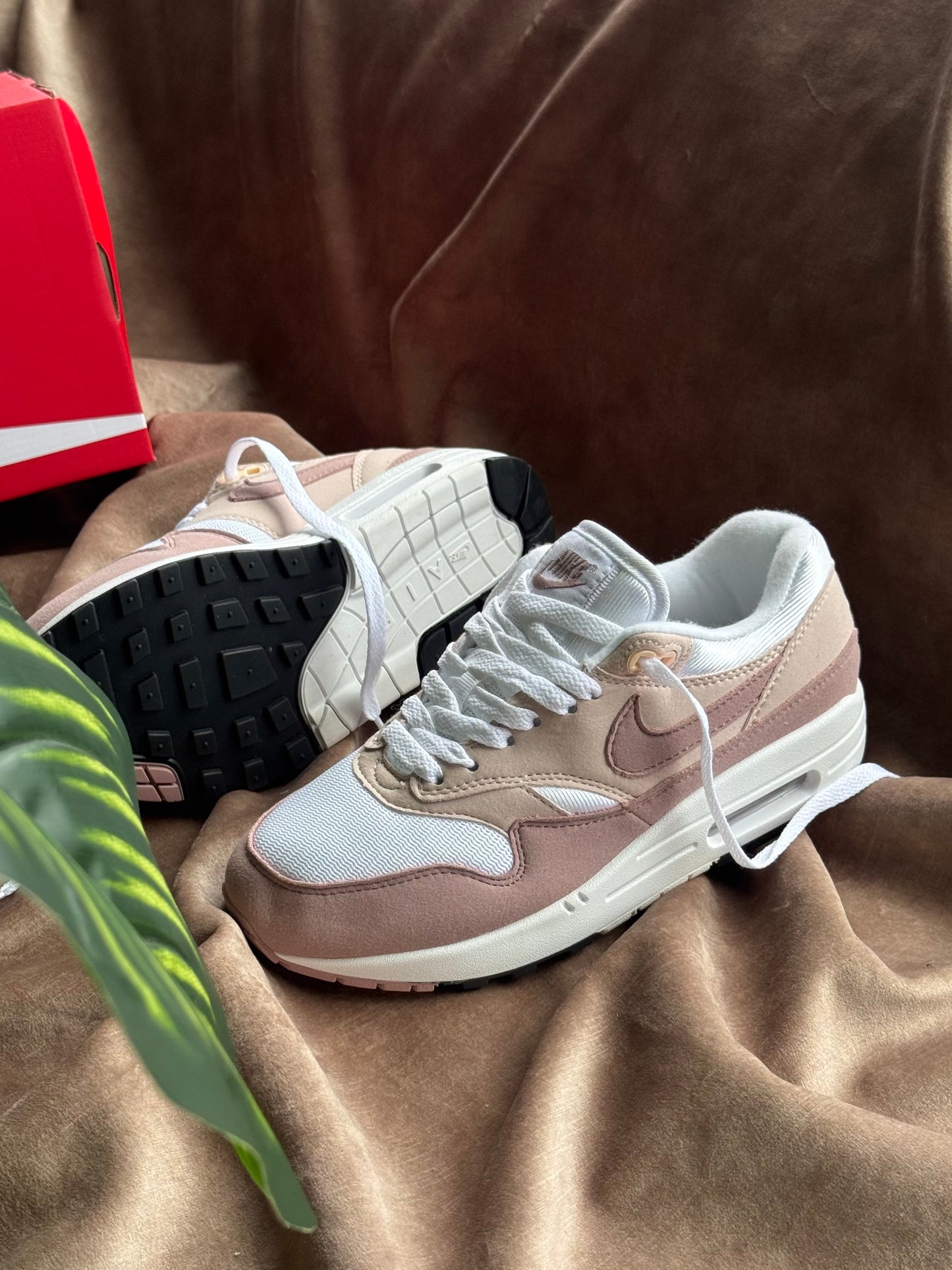 Nike Air Max 1 “Pink”