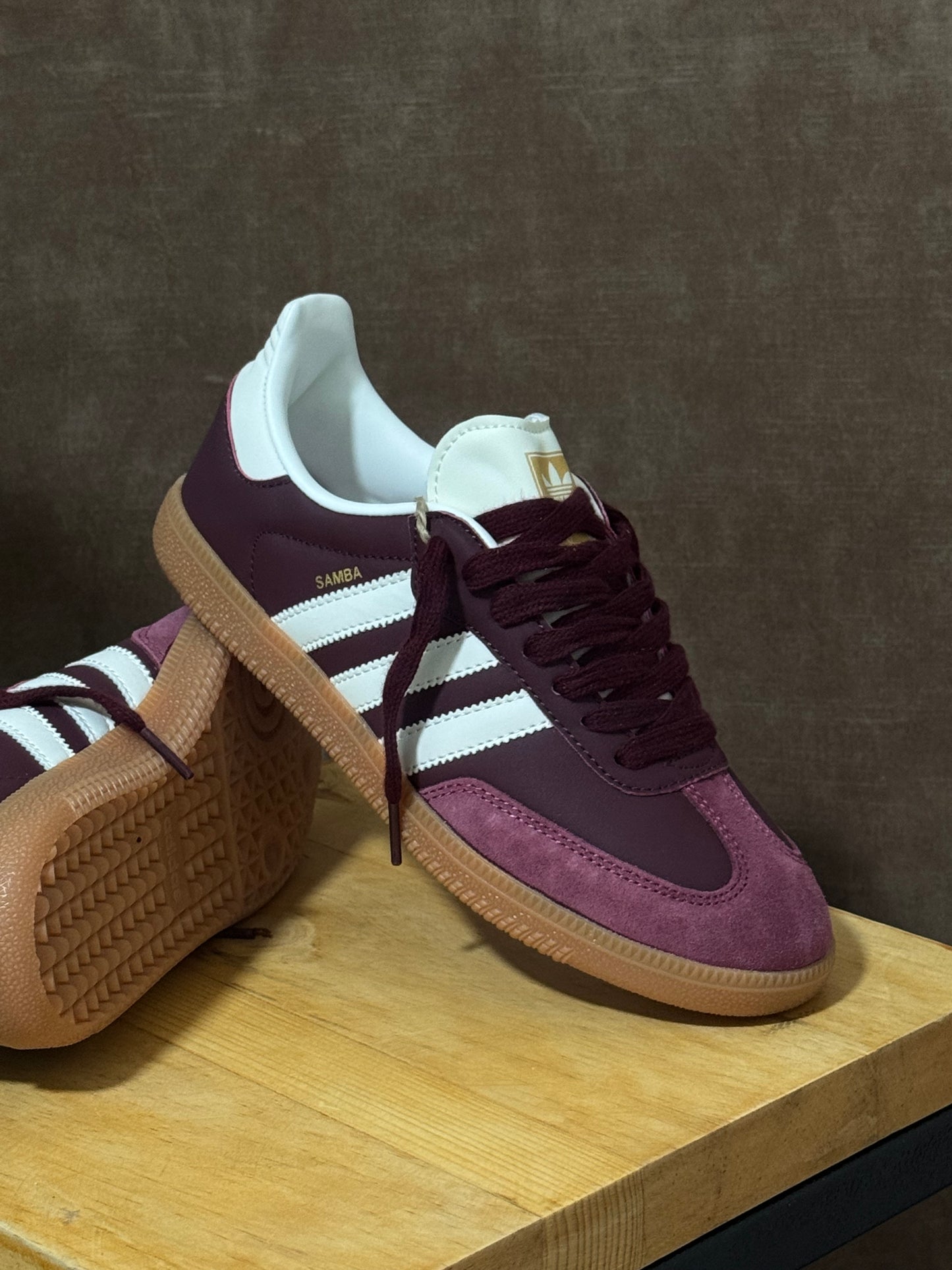 Adidas Samba OG “Burdeos”