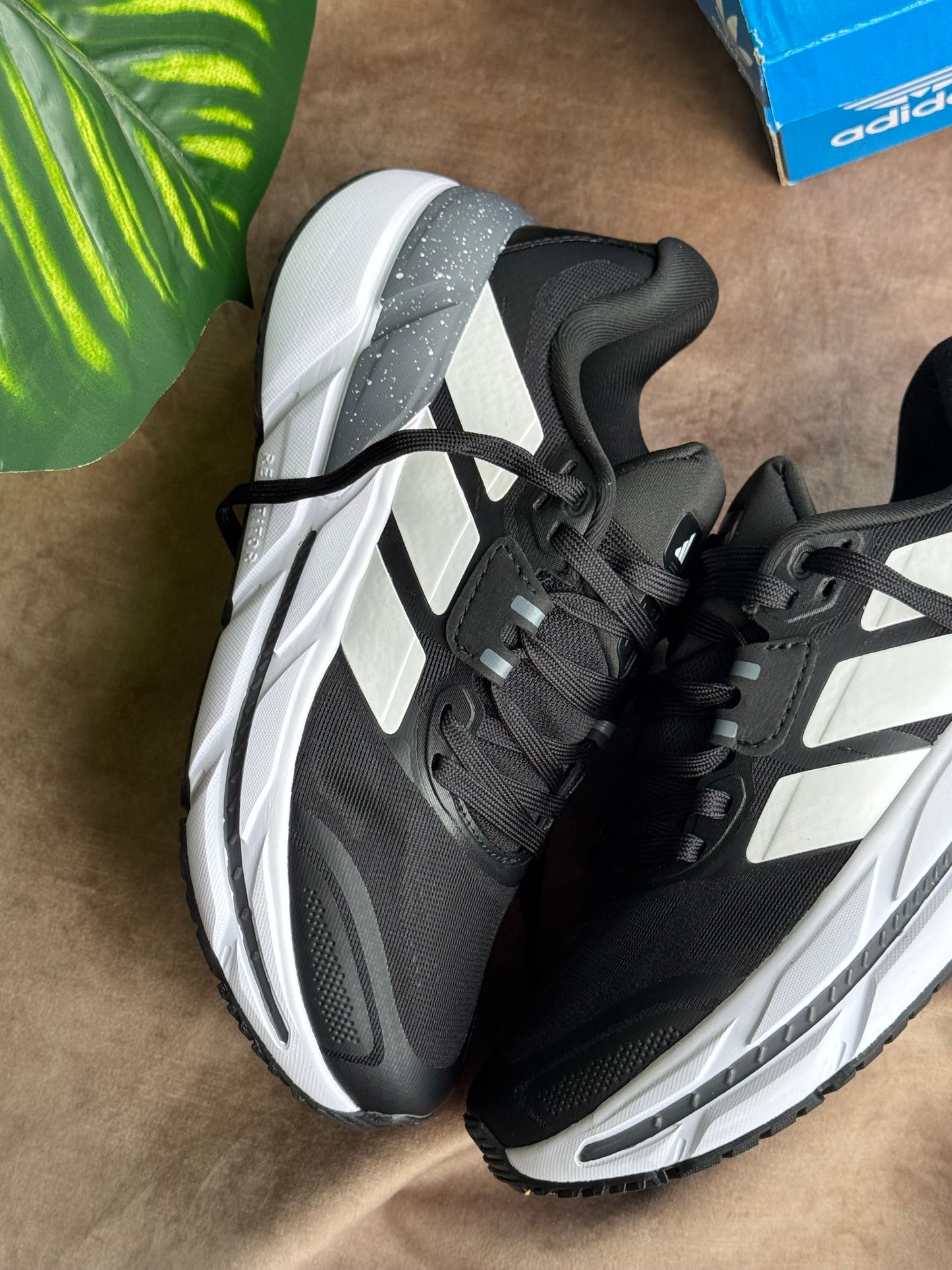 Adidas Adistar “Black”