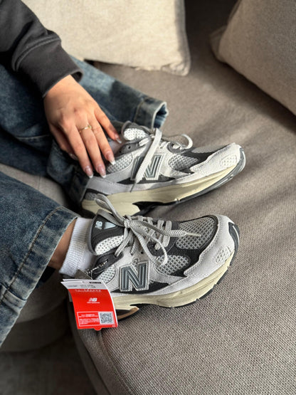 New Balance 2010