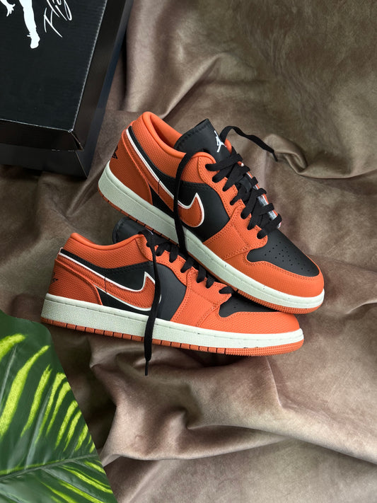 Air Jordan 1 Low SE “Sport Spice”
