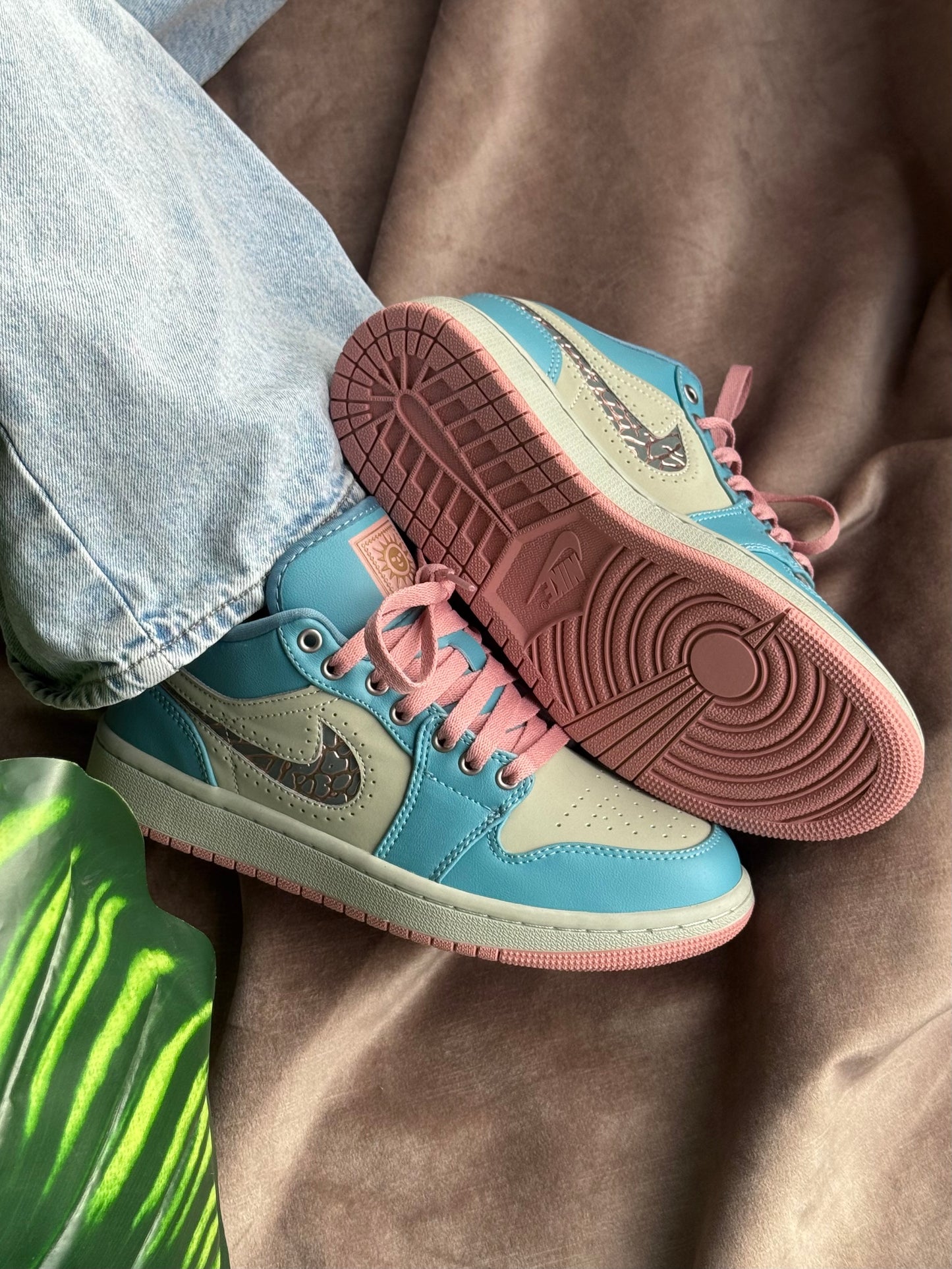 Air Jordan 1 Low “Somos Eternos”
