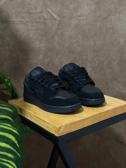 Air Jordan 1 Low “Triple Black”